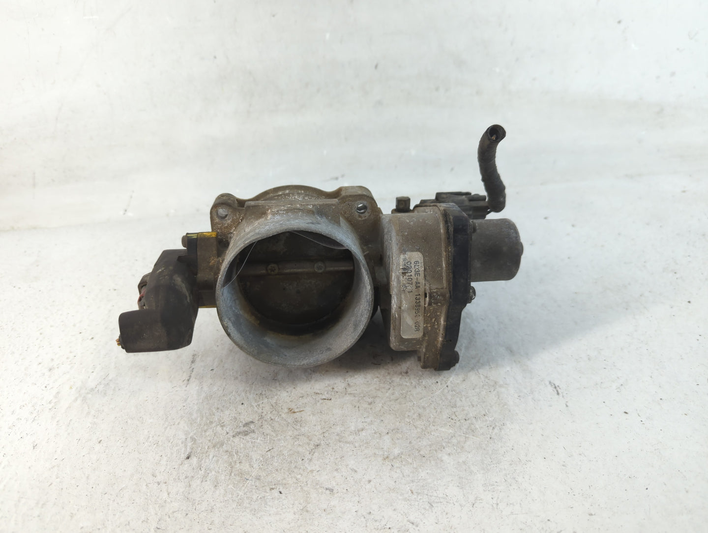 2005-2010 Ford F-250 Super Duty Throttle Body P/N:6L3E-AA Fits Fits 2004 2005 2006 2007 2008 2009 2010 OEM Used Auto Parts -