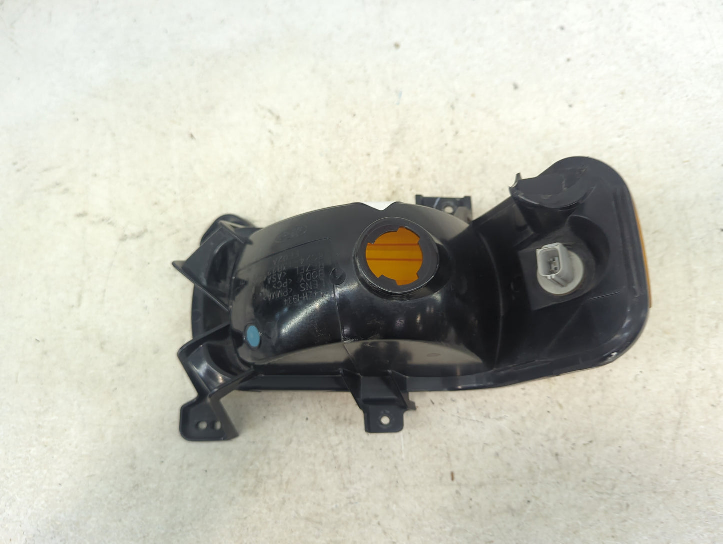 Ford F-350 Passenger Right Oem Head Light Headlight Lamp 1467108 - Oemusedautoparts1.com
