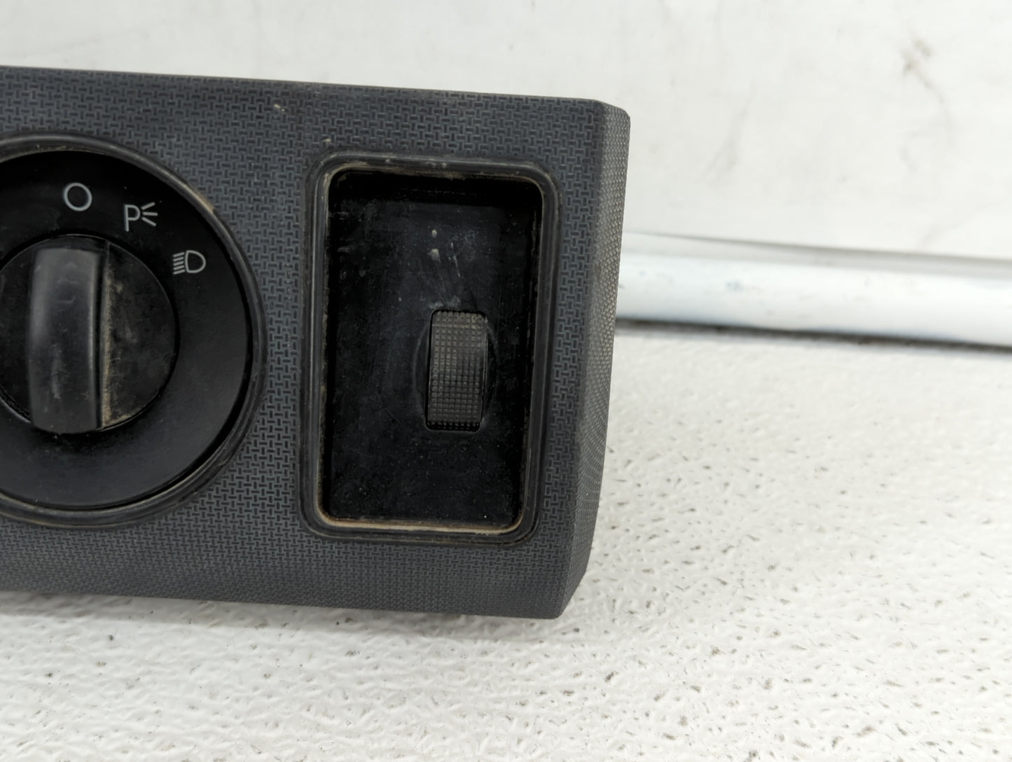 2007 Ford Edge Front Head Lamp Switch - Oemusedautoparts1.com