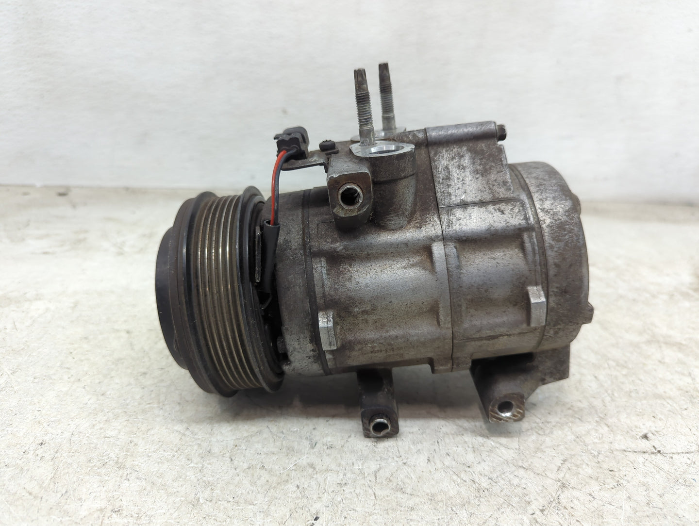 2008 Ford F-450 Super Duty Air Conditioning A/c Ac Compressor Oem - Oemusedautoparts1.com