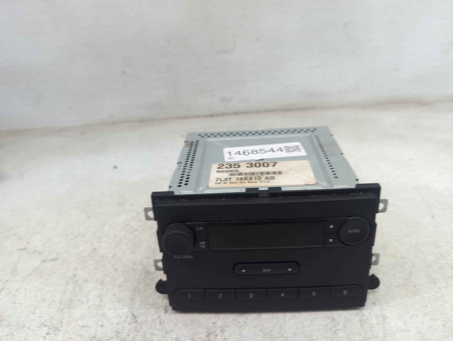 2008 Ford F150 Radio AM FM Cd Player Receiver Replacement P/N:7L3T-18C869-BD 7L3T-18K810-AD, 2353007 Fits Fits 2007 OEM Used