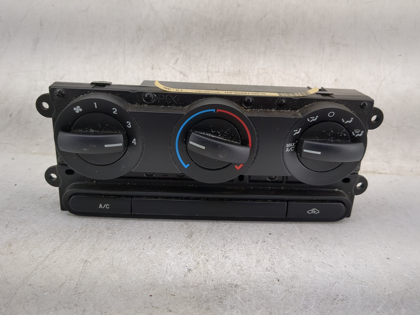 2008 Ford F150 Climate Control Module Temperature AC/Heater Replacement P/N:4L3H-19808-AH Fits Fits 2004 2005 2006 2007 OEM 