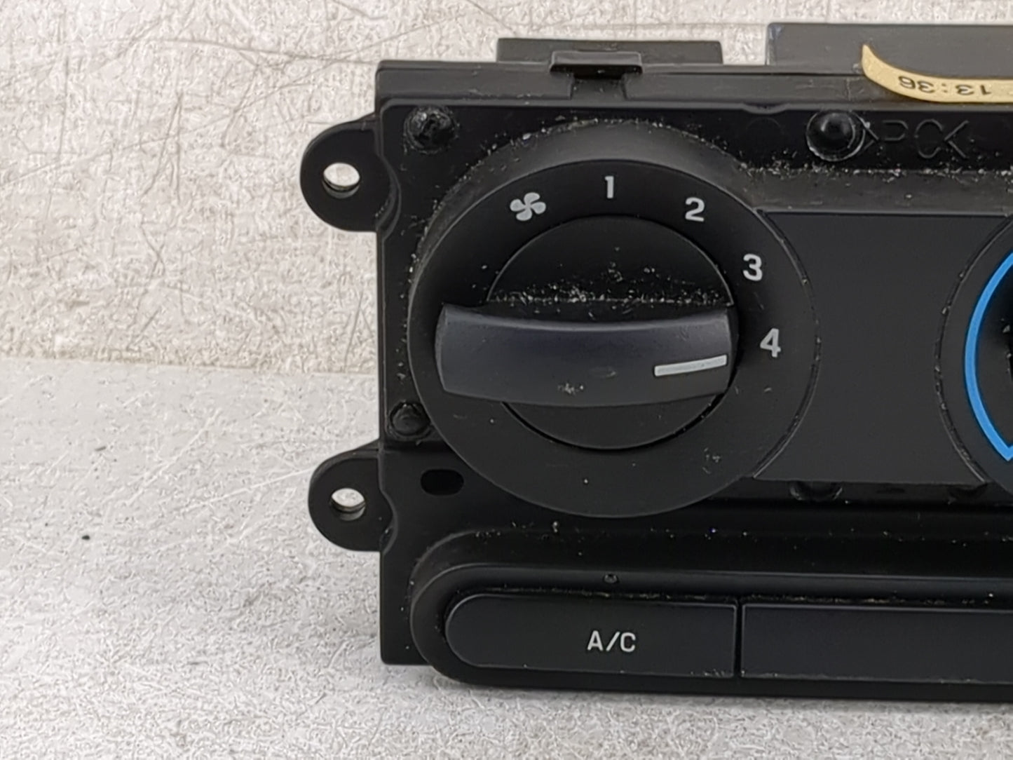 2008 Ford F150 Climate Control Module Temperature AC/Heater Replacement P/N:4L3H-19808-AH Fits Fits 2004 2005 2006 2007 OEM 