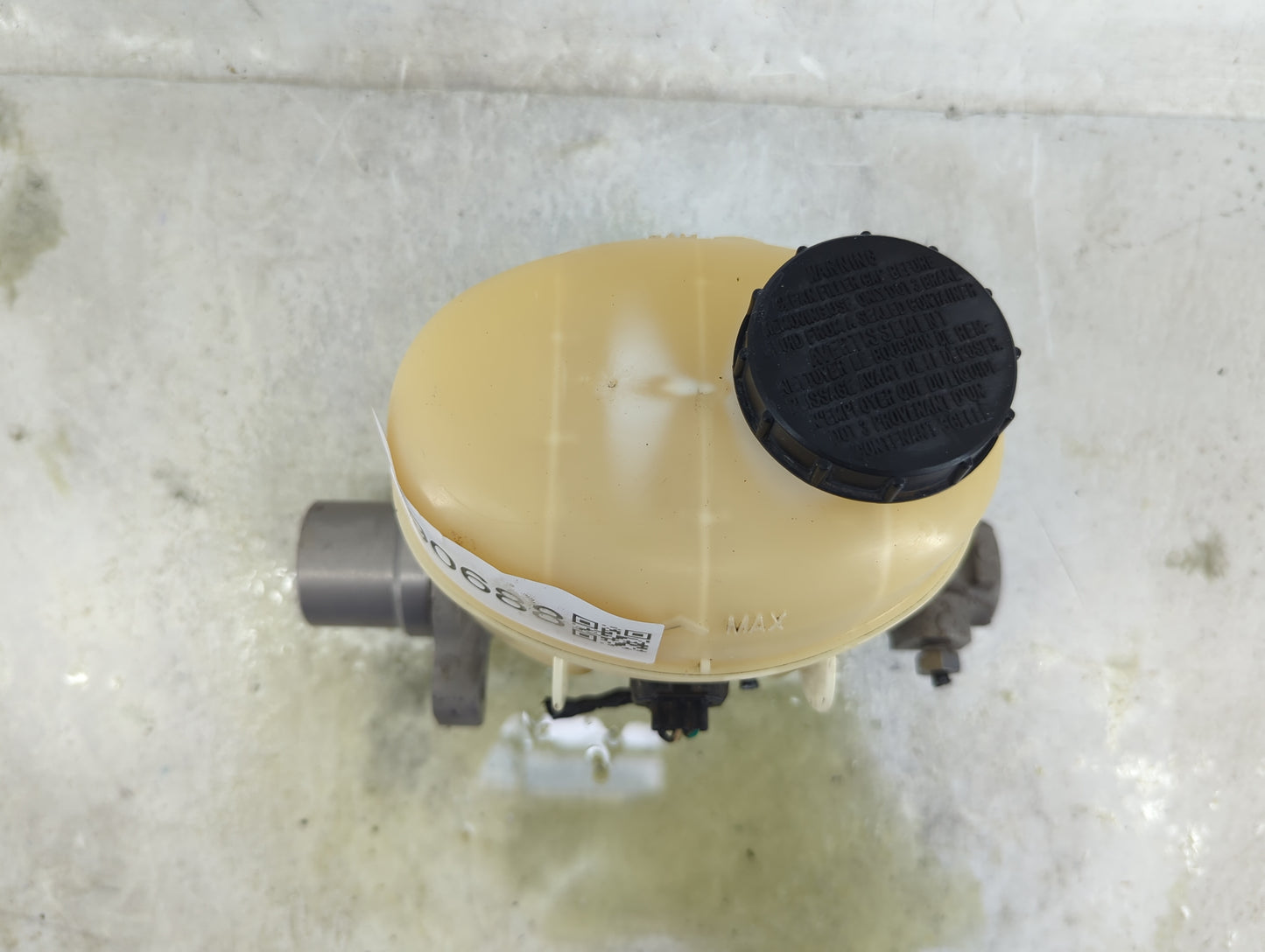 Ford F150 Brake Master Cylinder 1490688 - Oemusedautoparts1.com