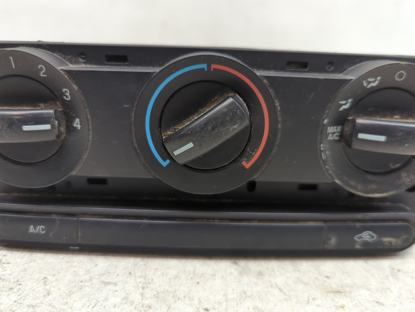 2008 Ford F250sd Climate Control Module Temperature AC/Heater Replacement P/N:PMAE00048395 Fits Fits 2009 2010 OEM Used Auto