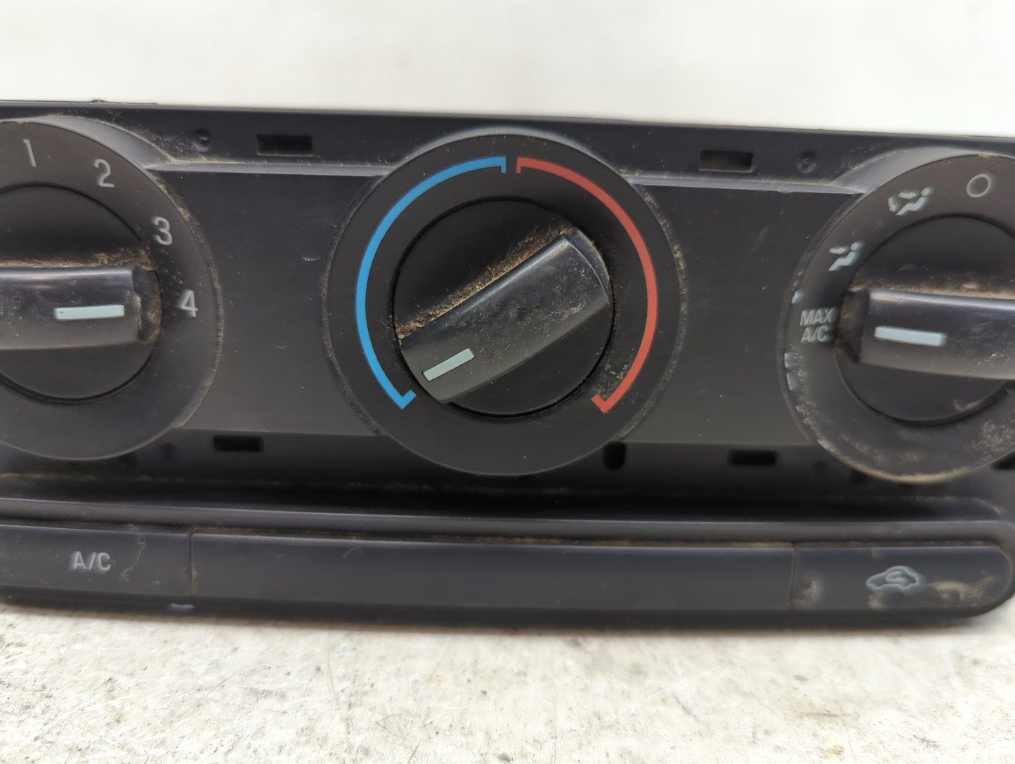2008 Ford F250sd Climate Control Module Temperature AC/Heater Replacement P/N:PMAE00048395 Fits Fits 2009 2010 OEM Used Auto