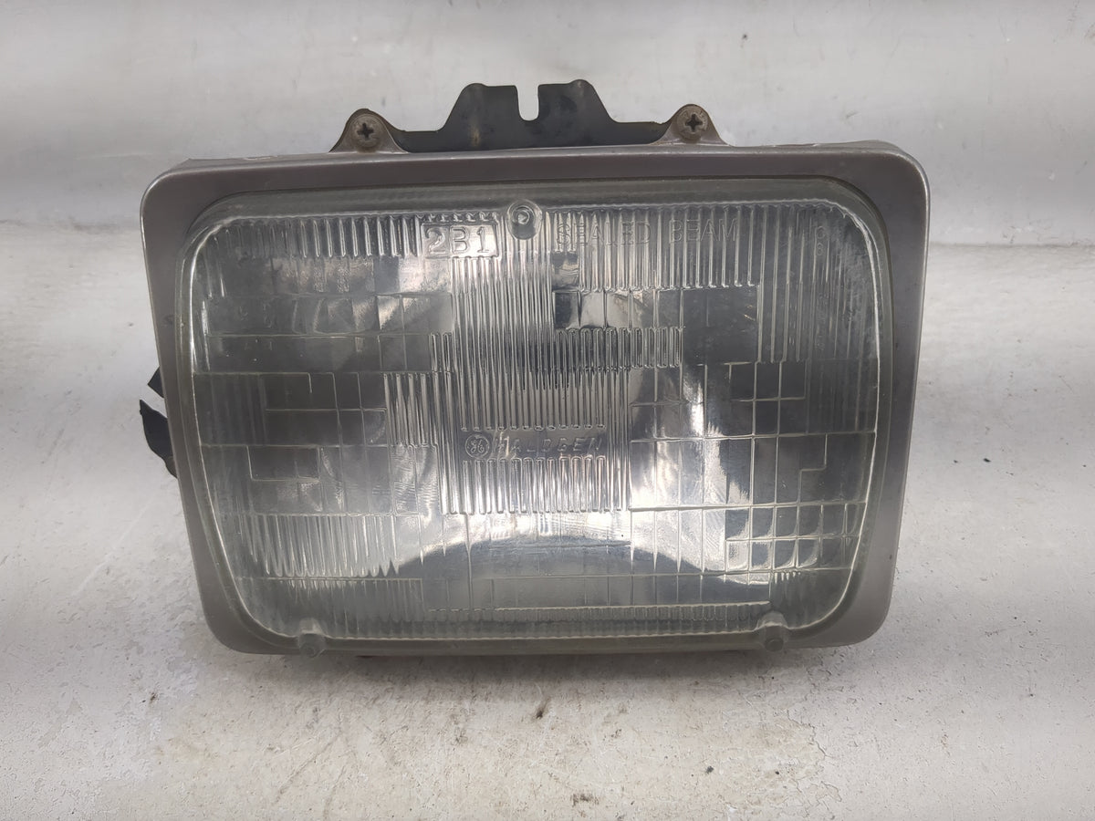Ford F250sd Driver Left Oem Front Light Lamp - Oemusedautoparts1.com
