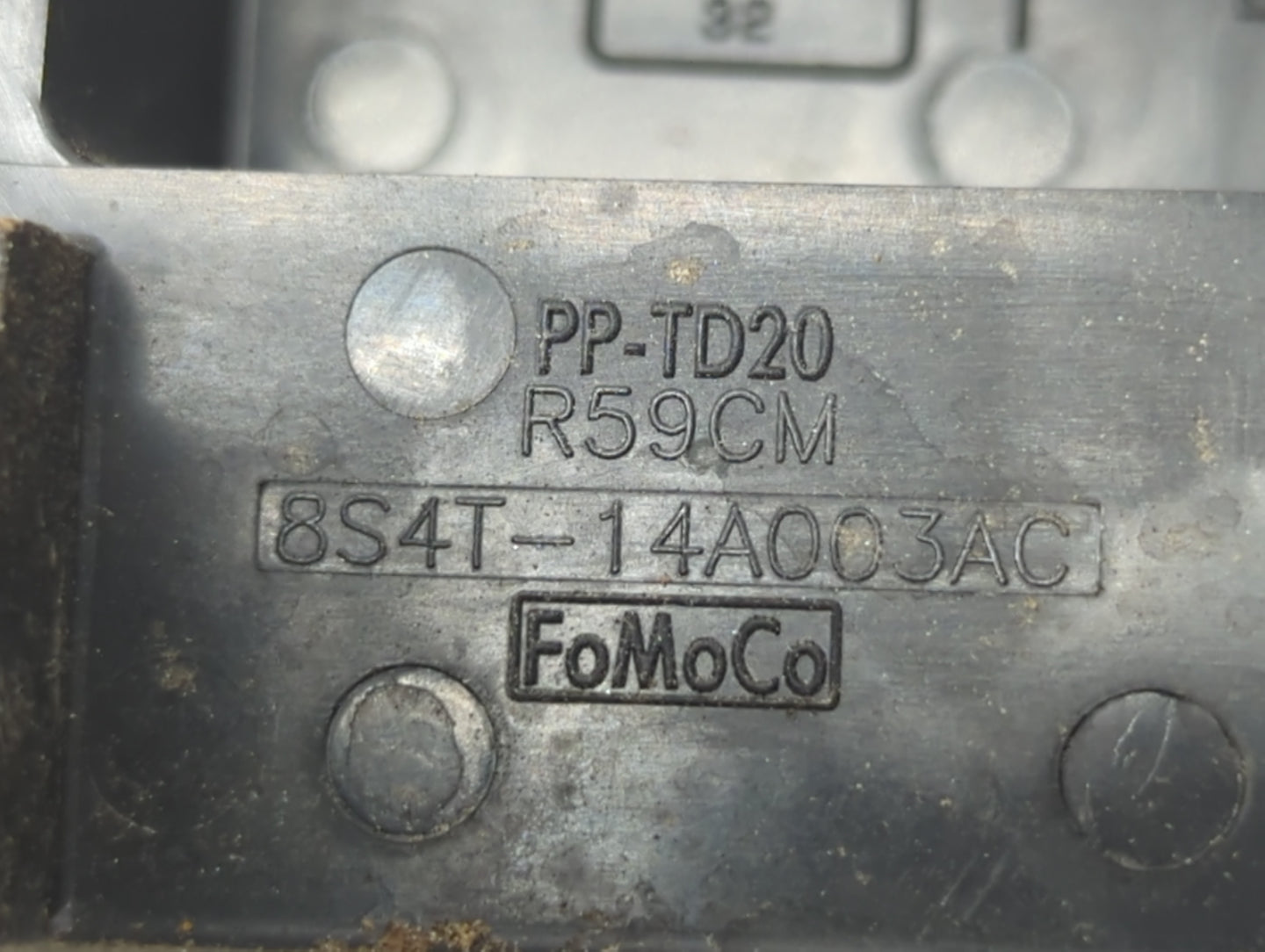 2008-2018 Ford Focus Fusebox Fuse Box Relay Module Tipm 8s4t-14a003 Ac - Oemusedautoparts1.com
