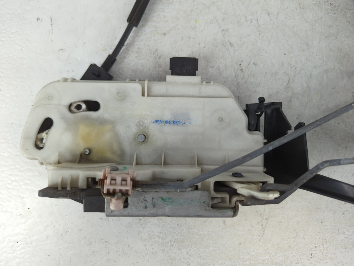 2008 Ford Focus Driver Front Door Oem - Oemusedautoparts1.com