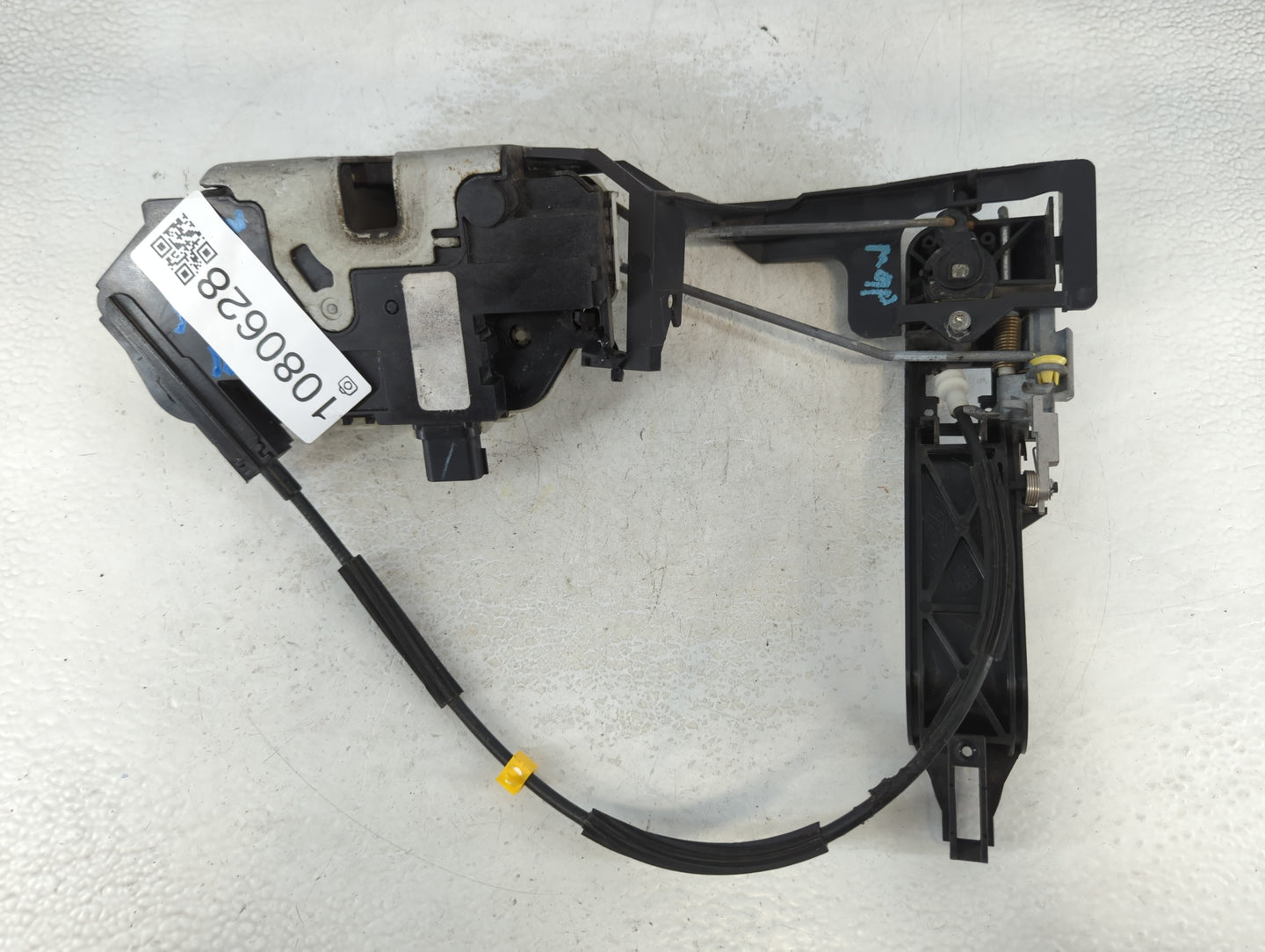 2008 Ford Focus Driver Front Door Oem - Oemusedautoparts1.com