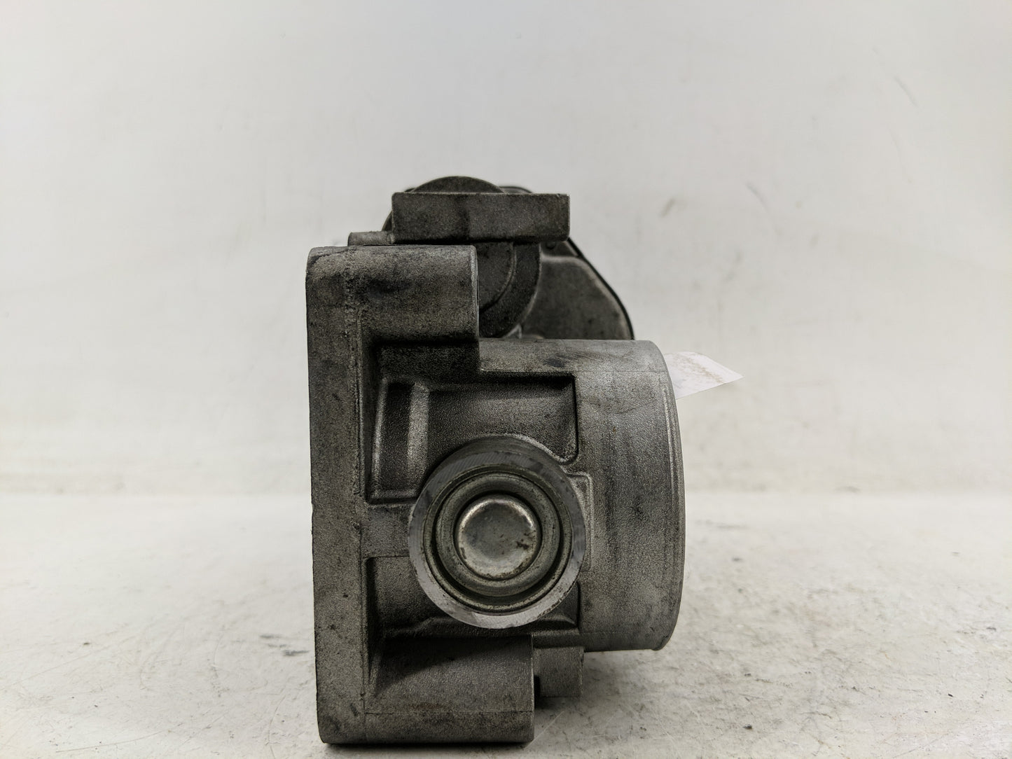 2008-2011 Ford Focus Throttle Body Fits Fits 2008 2009 2010 2011 2012 2013 OEM Used Auto Parts - Oemusedautoparts1.com