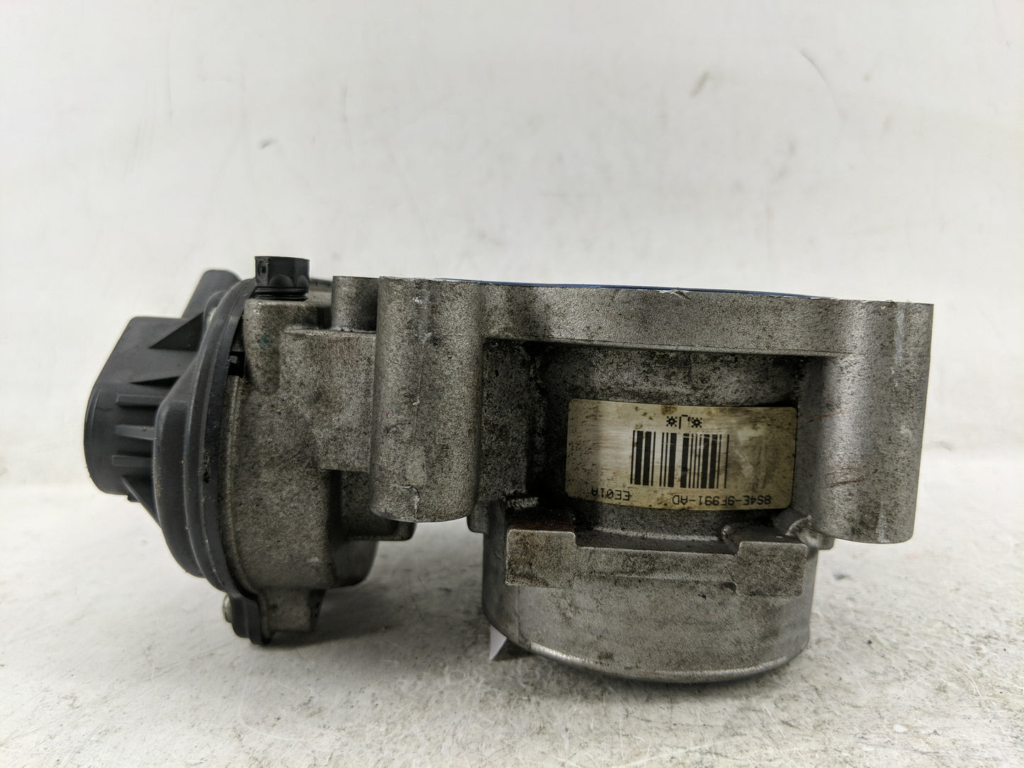 2008-2011 Ford Focus Throttle Body Fits Fits 2008 2009 2010 2011 2012 2013 OEM Used Auto Parts - Oemusedautoparts1.com