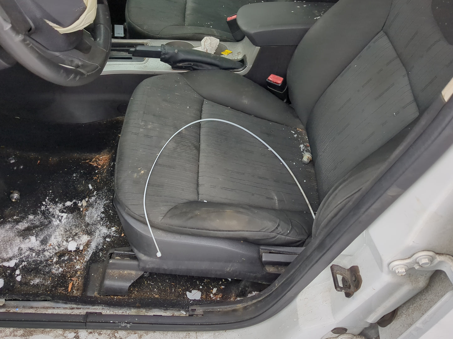 2008-2009 Ford Focus Driver Front Seat Oem - Oemusedautoparts1.com