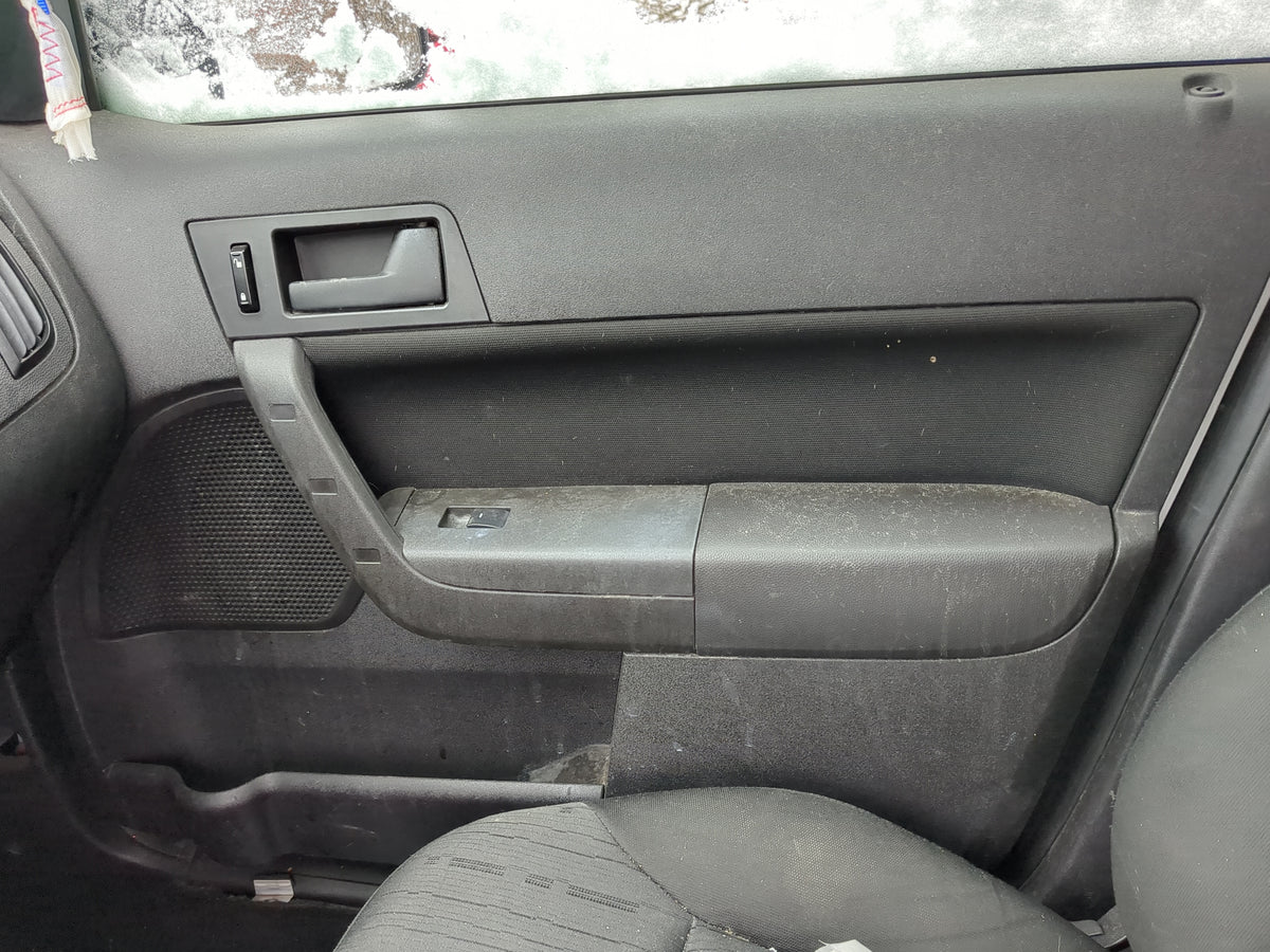 2008 Ford Focus Front Right Passenger Interior Door Panel Trim - Oemusedautoparts1.com