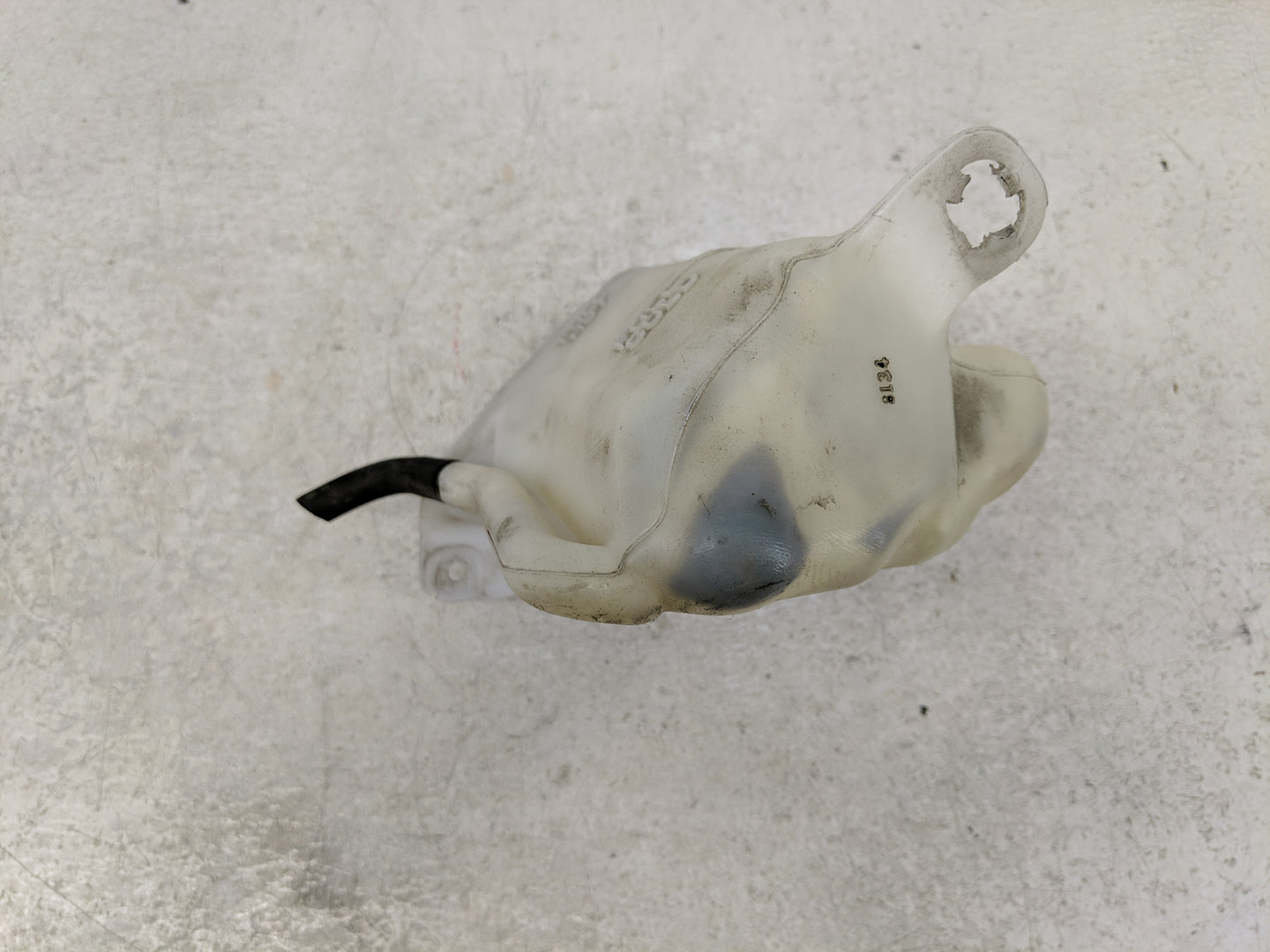 2008-2011 Ford Focus Windshield Washer Fluid Reservoir Bottle Oem - Oemusedautoparts1.com