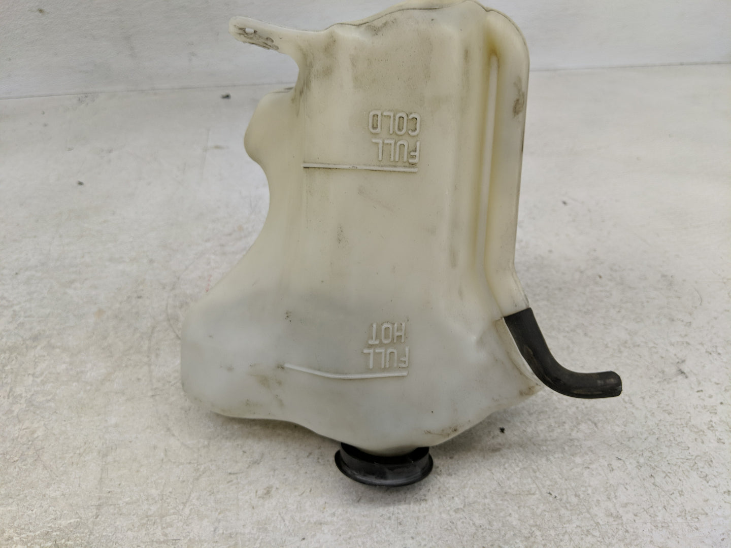 2008-2011 Ford Focus Windshield Washer Fluid Reservoir Bottle Oem - Oemusedautoparts1.com