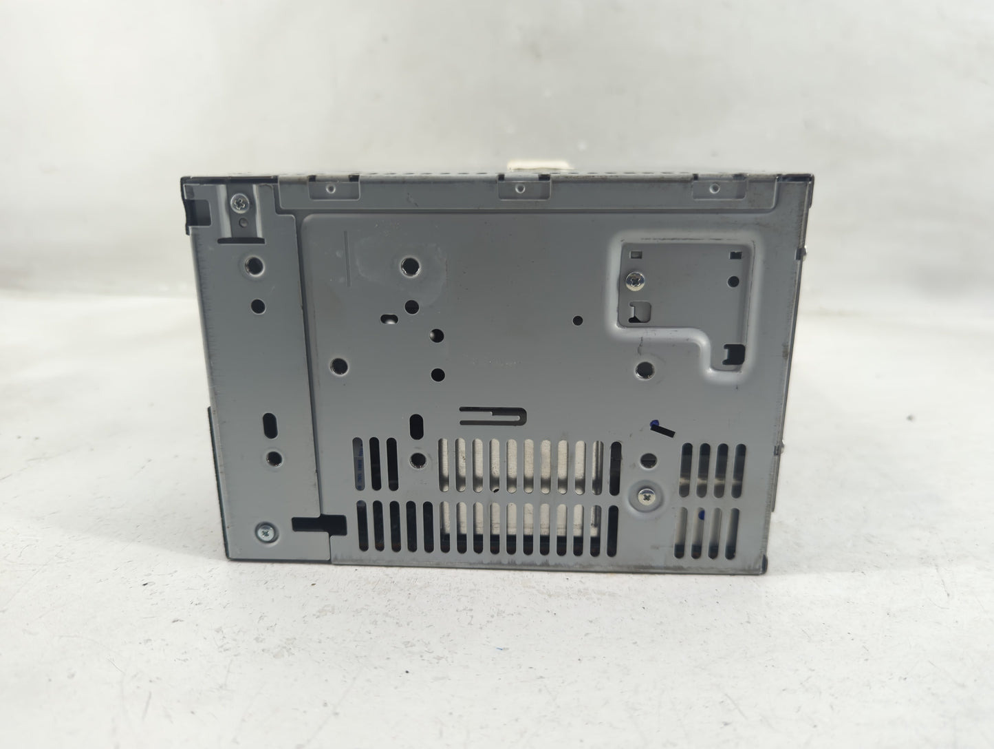 2008 Ford Focus Radio AM FM Cd Player Receiver Replacement P/N:8S4T-19C107-BH Fits OEM Used Auto Parts - Oemusedautoparts1.c