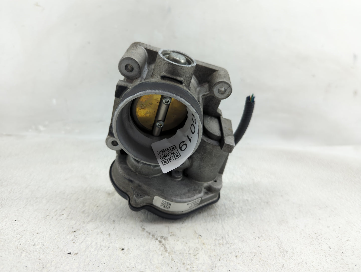 2008-2011 Ford Focus Throttle Body P/N:8S4E-9F991-AD Fits Fits 2008 2009 2010 2011 2012 2013 OEM Used Auto Parts - Oemusedau