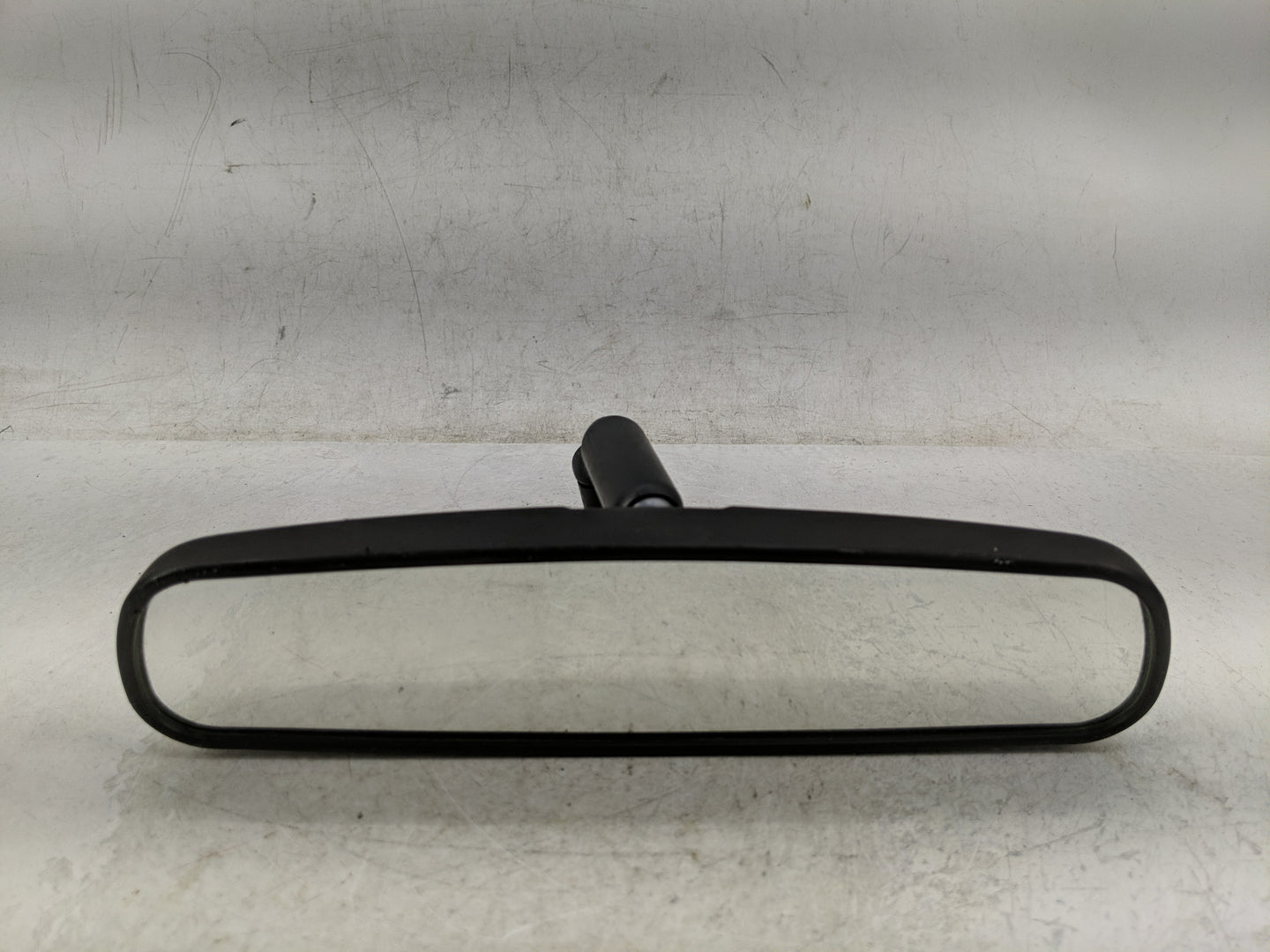 2008 Ford Focus Interior Rear View Mirror Replacement OEM P/N:E8011681 Fits OEM Used Auto Parts - Oemusedautoparts1.com