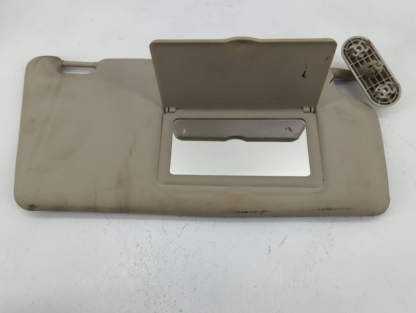 2008-2011 Ford Focus Sun Visor Shade Replacement Passenger Right Mirror Fits Fits 2008 2009 2010 2011 OEM Used Auto Parts - 