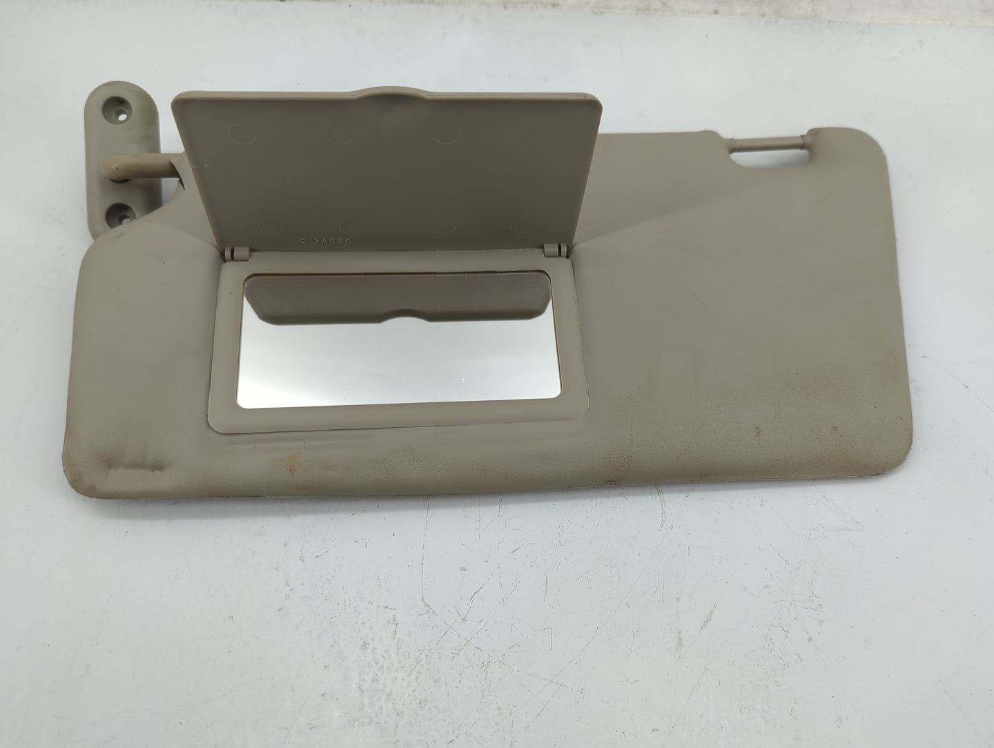 2008-2011 Ford Focus Sun Visor Shade Replacement Driver Left Mirror Fits Fits 2008 2009 2010 2011 OEM Used Auto Parts - Oemu