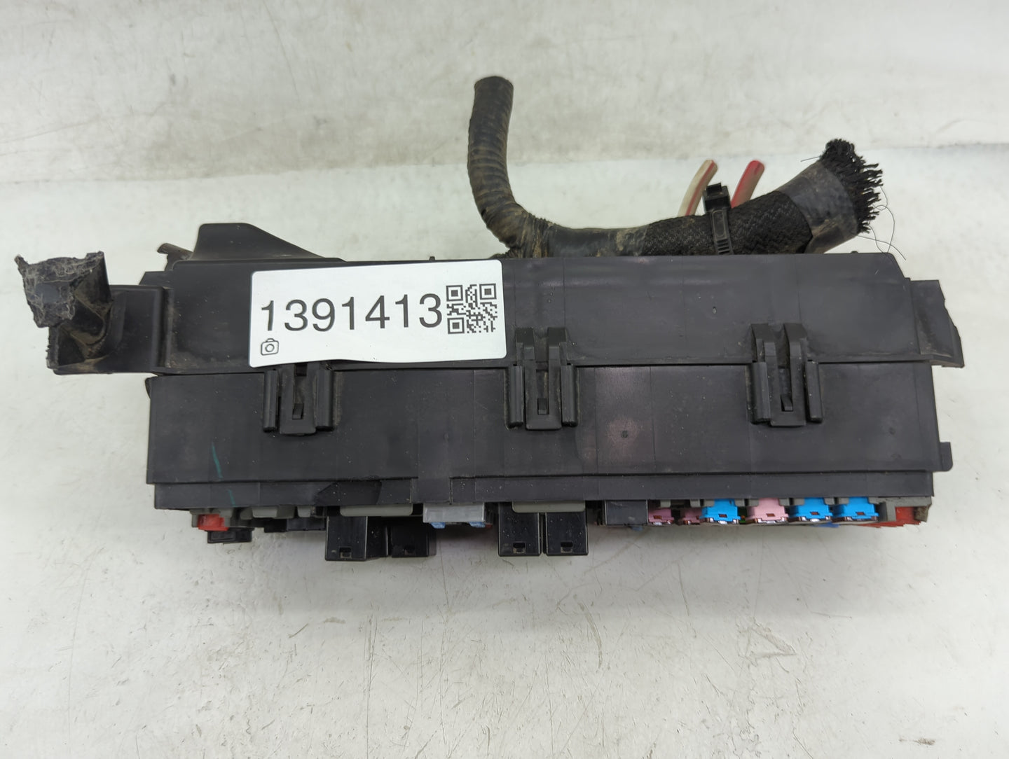 2008-2011 Ford Focus Fusebox Fuse Box Panel Relay Module P/N:3B01A0101 Fits Fits 2008 2009 2010 2011 OEM Used Auto Parts - O