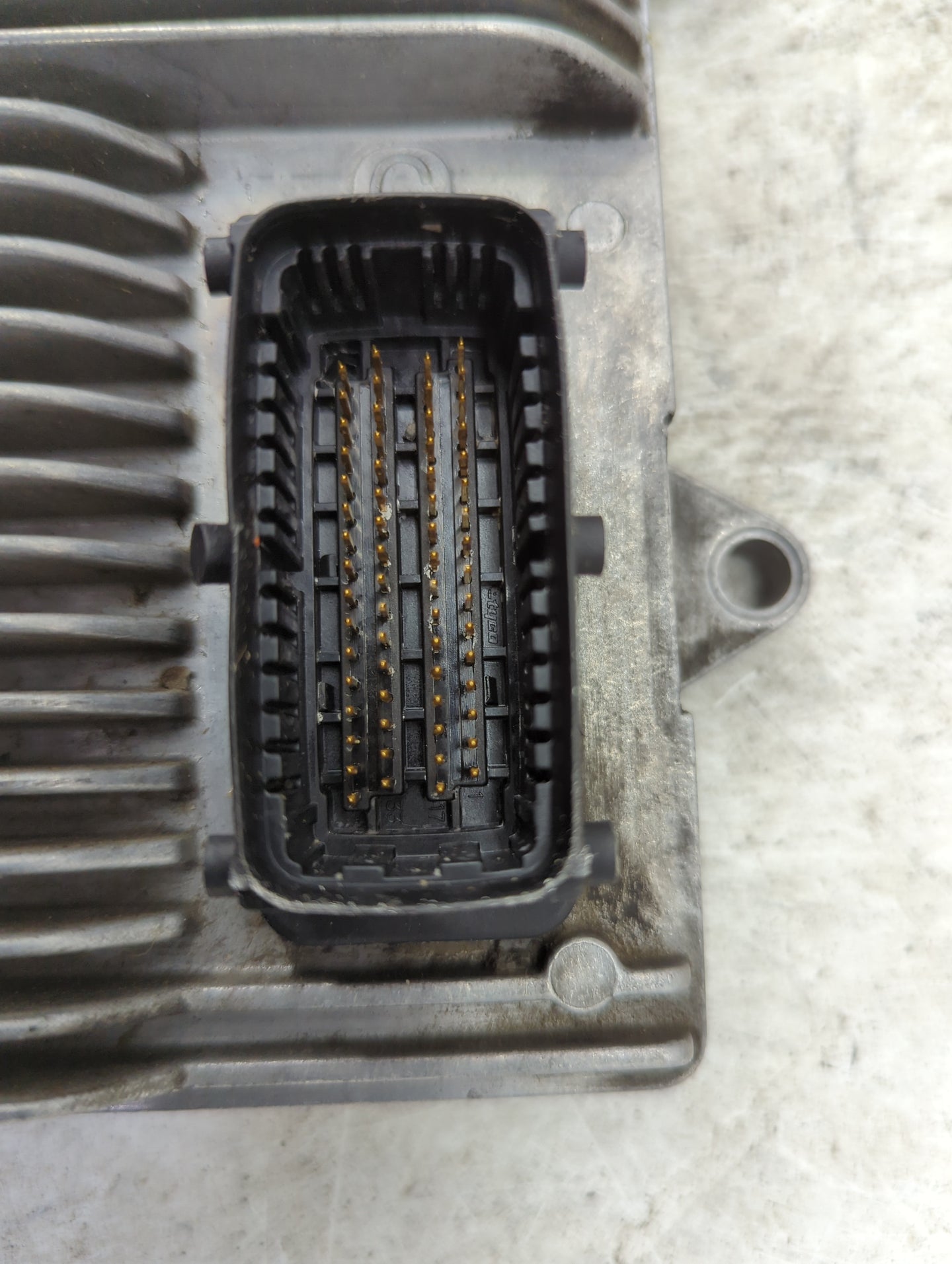 2008 Ford Focus PCM Engine Control Computer ECU ECM PCU OEM P/N:96943039 Fits OEM Used Auto Parts - Oemusedautoparts1.com