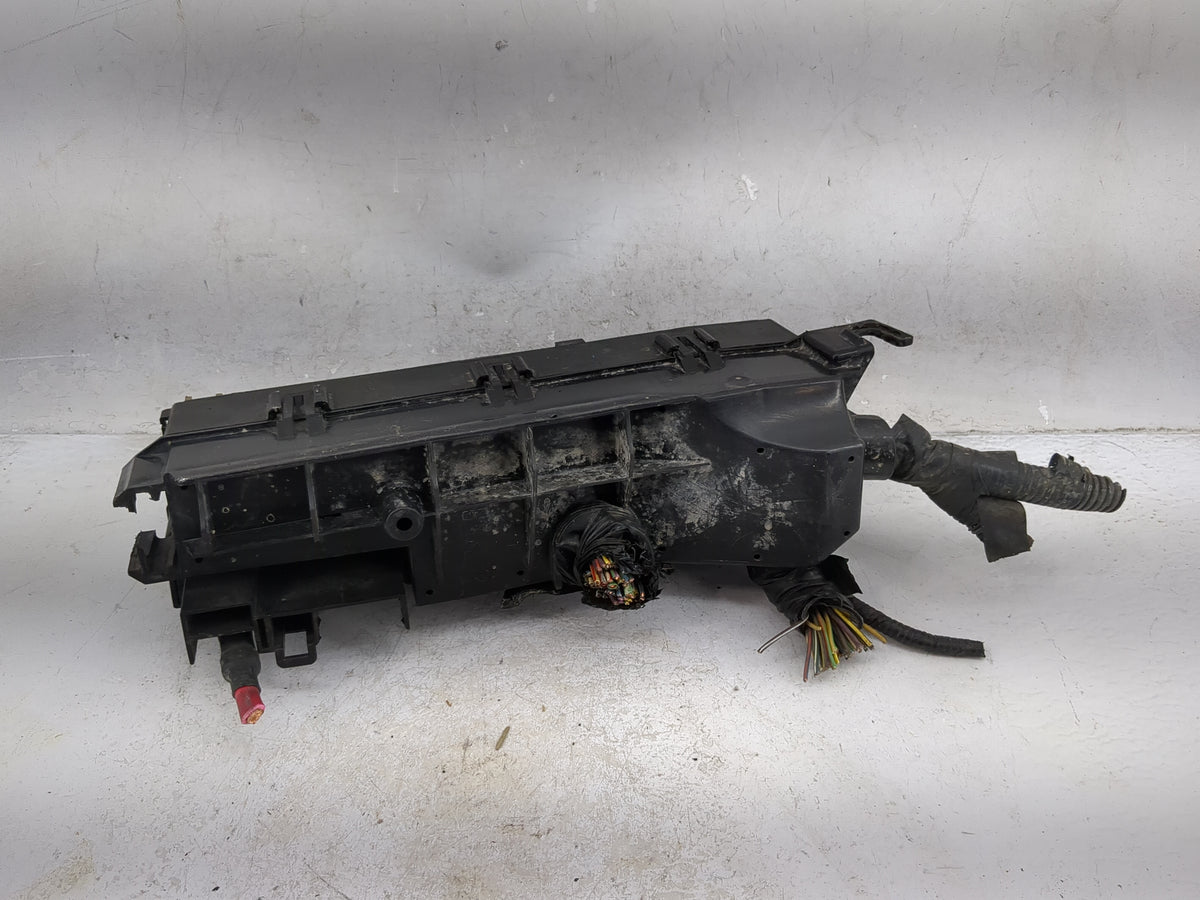 2008 Ford Focus Fusebox Fuse Box Relay Module Tipm - Oemusedautoparts1.com