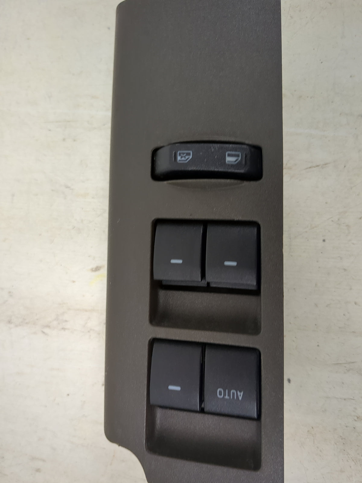 2008 Ford Focus Passenger Right Power Window Switch - Oemusedautoparts1.com