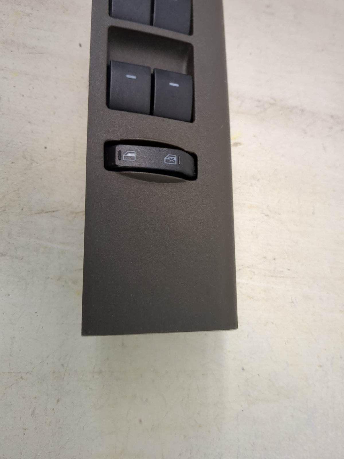 2008 Ford Focus Passenger Right Power Window Switch - Oemusedautoparts1.com