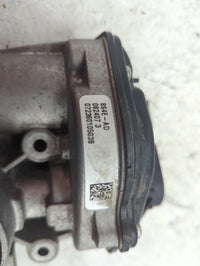 2008-2011 Ford Focus Throttle Body P/N:8S4E-AD 0824073, 072360105038 Fits Fits 2008 2009 2010 2011 2012 2013 OEM Used Auto P