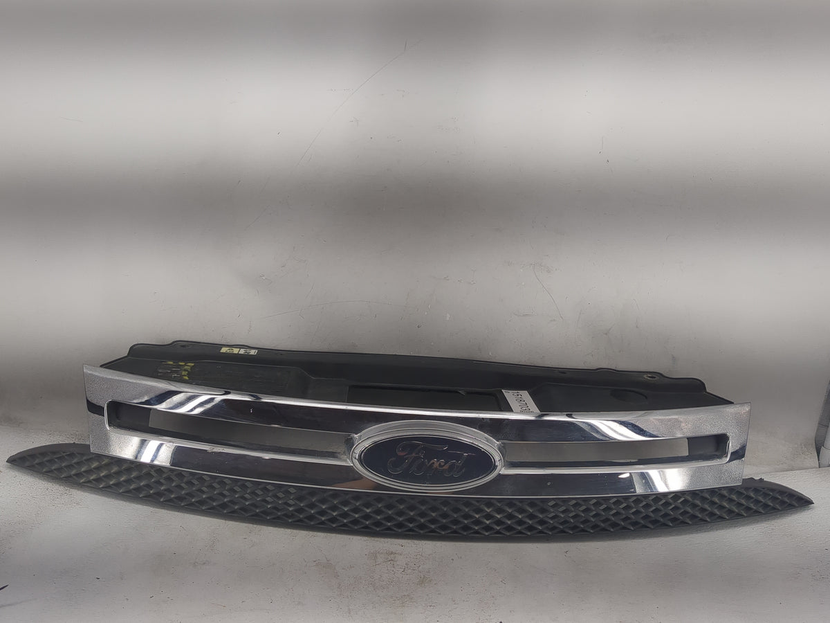 2008-2011 Ford Focus Front Grille Bumper Not Included 1518703 - Oemusedautoparts1.com