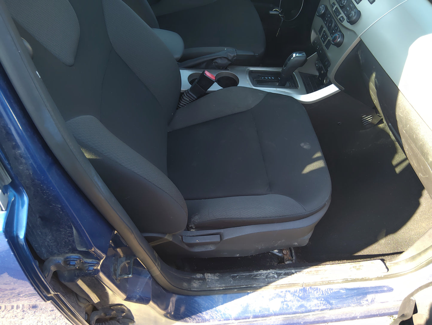 2008-2010 Ford Focus Passenger Front Seat Oem 5041379 - Oemusedautoparts1.com