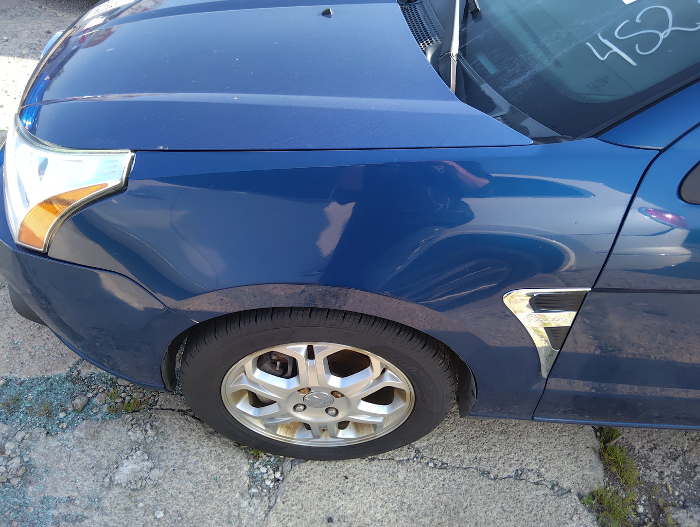 2008-2009 Ford Focus Driver Fender - Oemusedautoparts1.com
