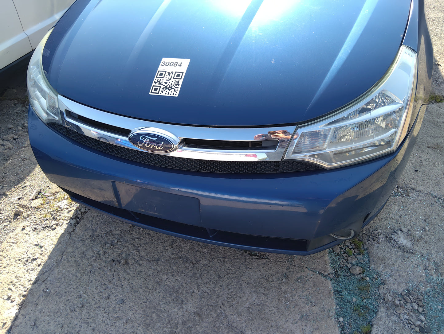 2008-2011 Ford Focus Front Grille Bumper Not Included 5041386 - Oemusedautoparts1.com