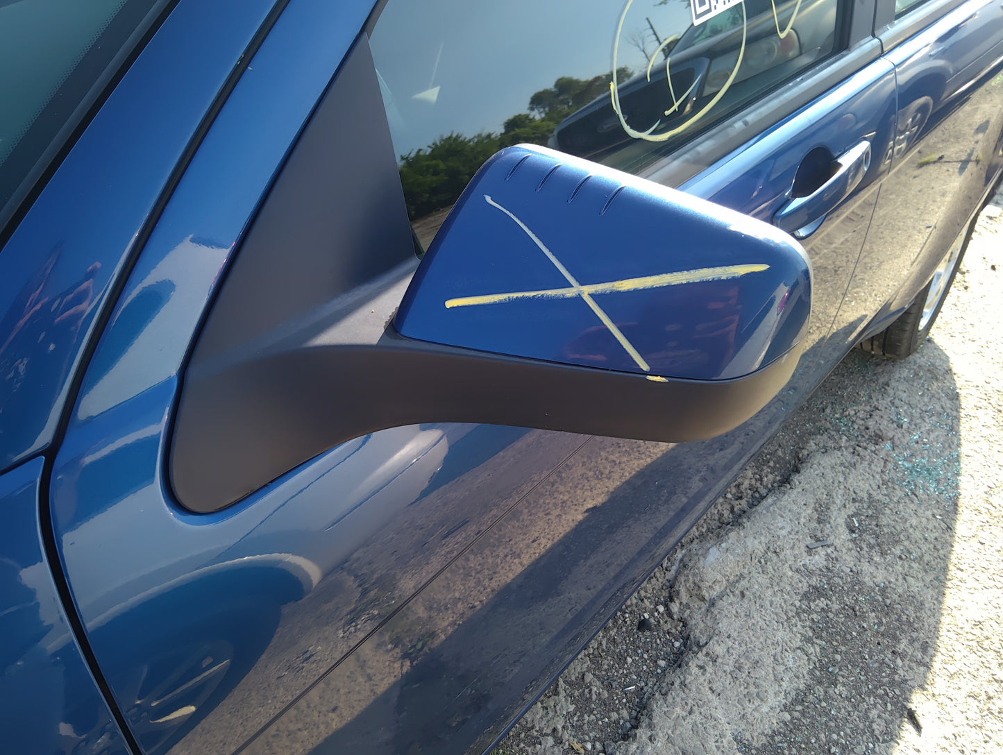 2008-2011 Ford Focus Driver Side View Mirror - Left Door Mirror OEM Used - Oemusedautoparts1.com