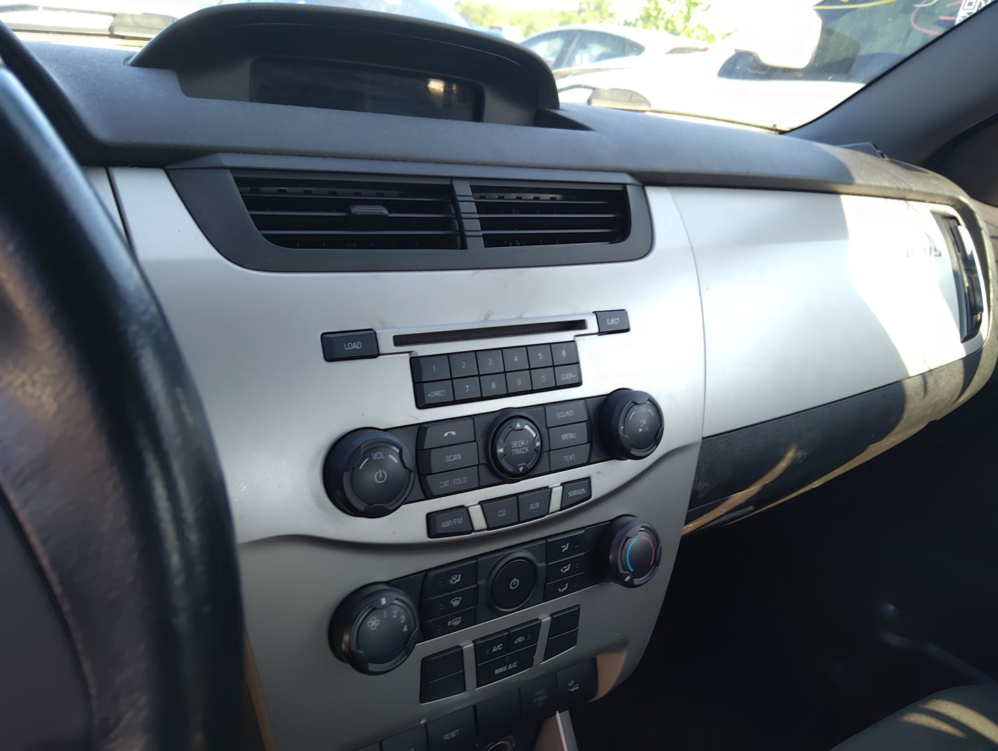2008 Ford Focus Radio AM FM Cd Player Receiver Replacement Fits OEM Used Auto Parts - Oemusedautoparts1.com