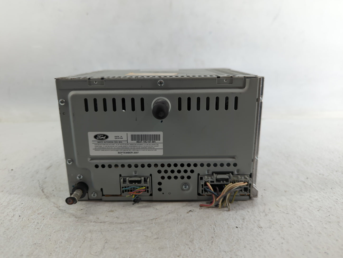 2008 Ford Focus Radio AM FM Cd Player Receiver Replacement P/N:8S4T-19C108-BH Fits OEM Used Auto Parts - Oemusedautoparts1.c