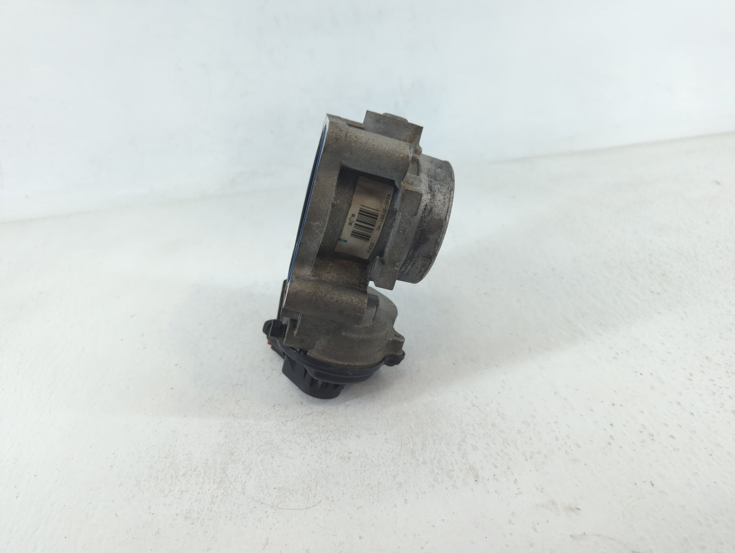 2008-2011 Ford Focus Throttle Body P/N:8S4E-9F991-AD Fits Fits 2008 2009 2010 2011 2012 2013 OEM Used Auto Parts - Oemusedau