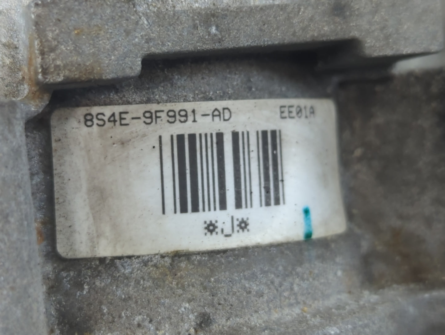 2008-2011 Ford Focus Throttle Body P/N:8S4E-9F991-AD Fits Fits 2008 2009 2010 2011 2012 2013 OEM Used Auto Parts - Oemusedau