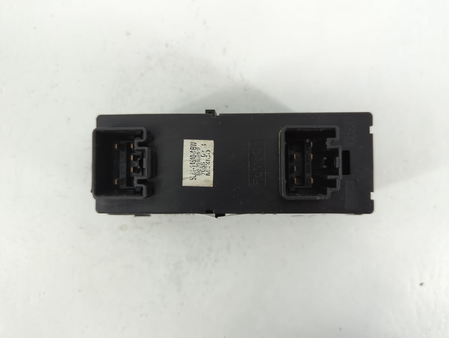2008-2011 Ford Focus Master Power Window Switch Replacement Driver Side Left P/N:84139693 Fits Fits 2008 2009 2010 2011 2012