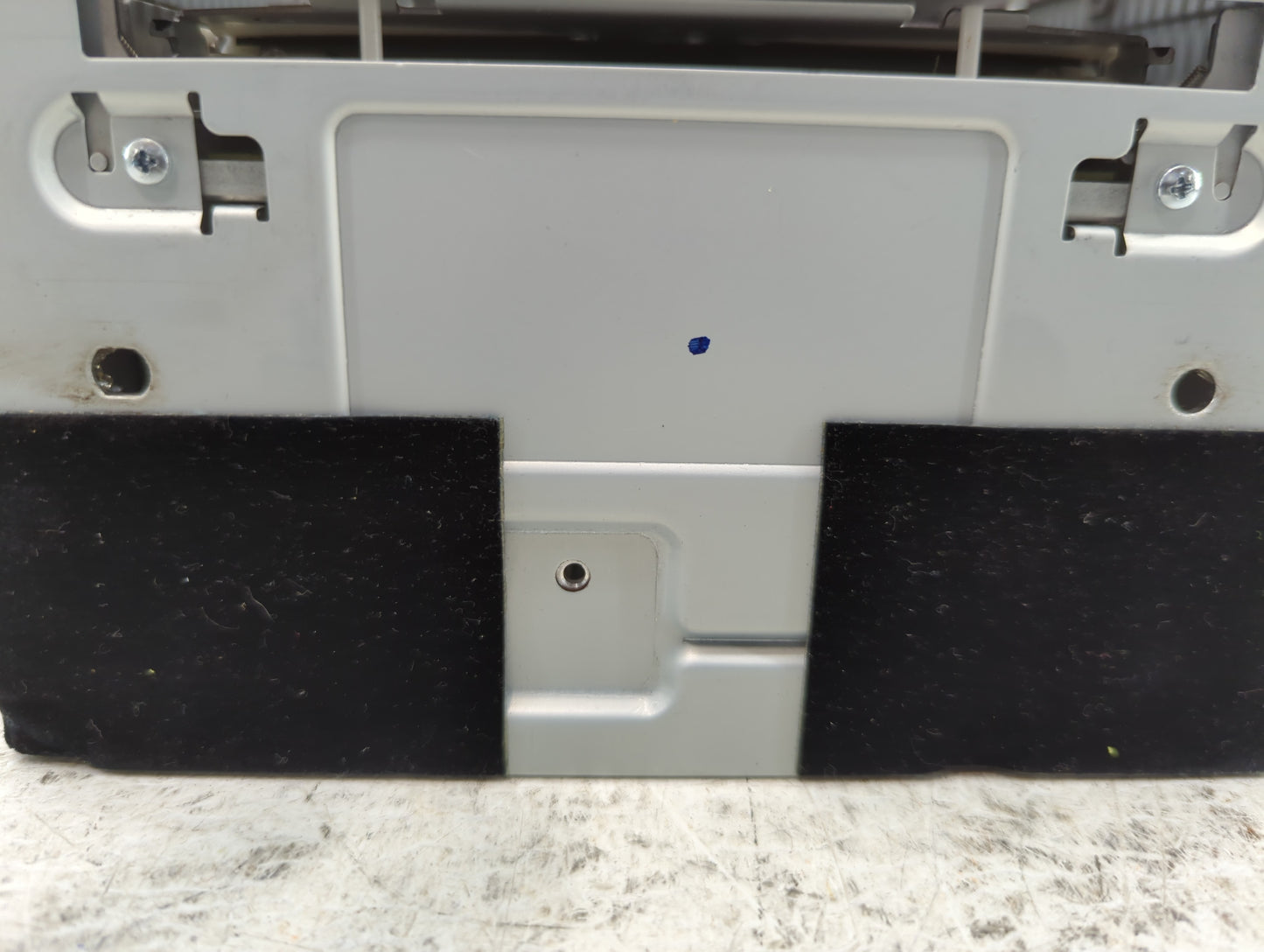 2008-2009 Ford Focus Radio AM FM Cd Player Receiver Replacement P/N:8S4T18C869EM Fits Fits 2008 2009 2010 OEM Used Auto Part