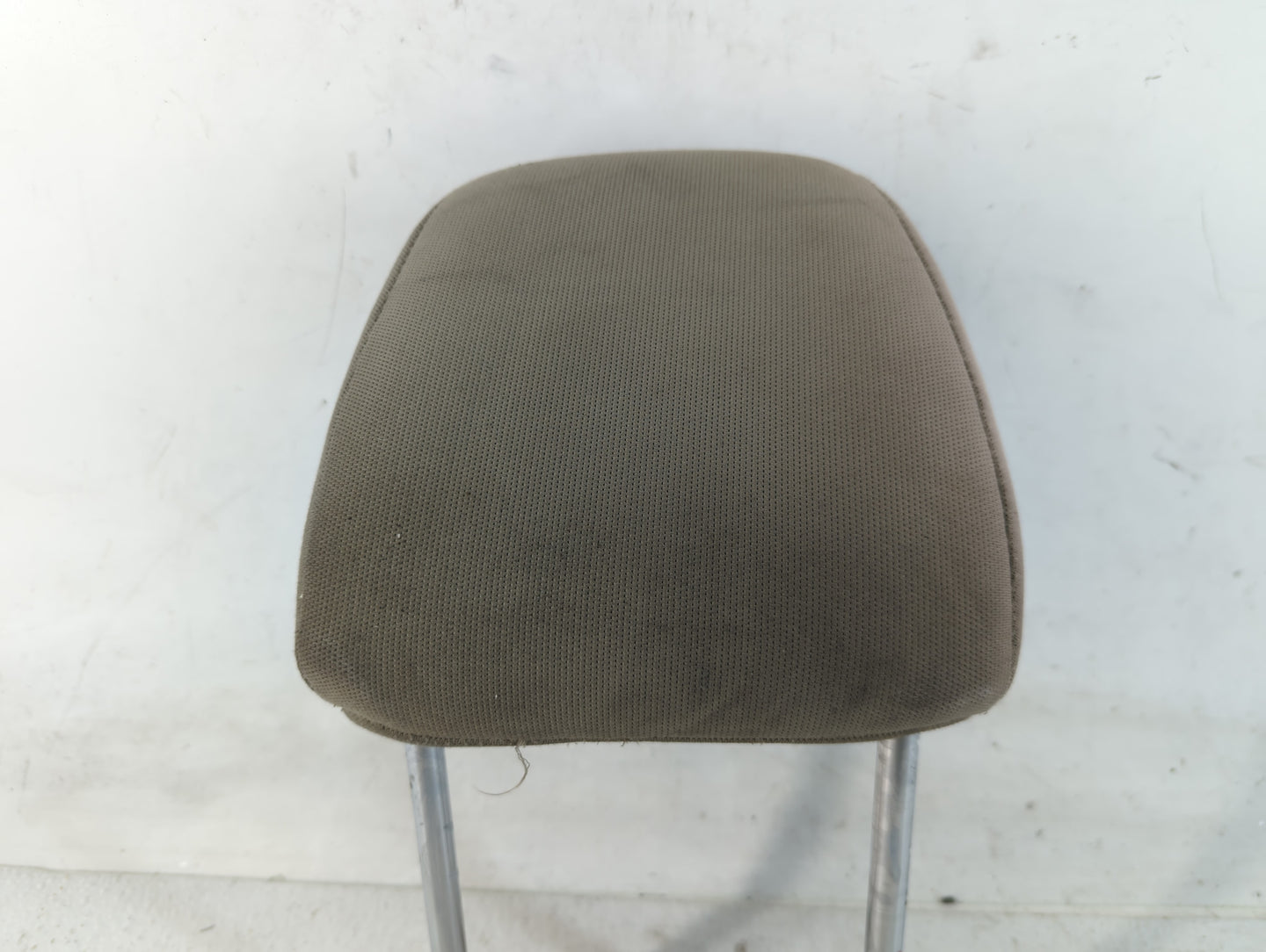 2008-2010 Ford Focus Headrest Head Rest Front Driver Passenger Seat Fits Fits 2008 2009 2010 OEM Used Auto Parts - Oemusedau