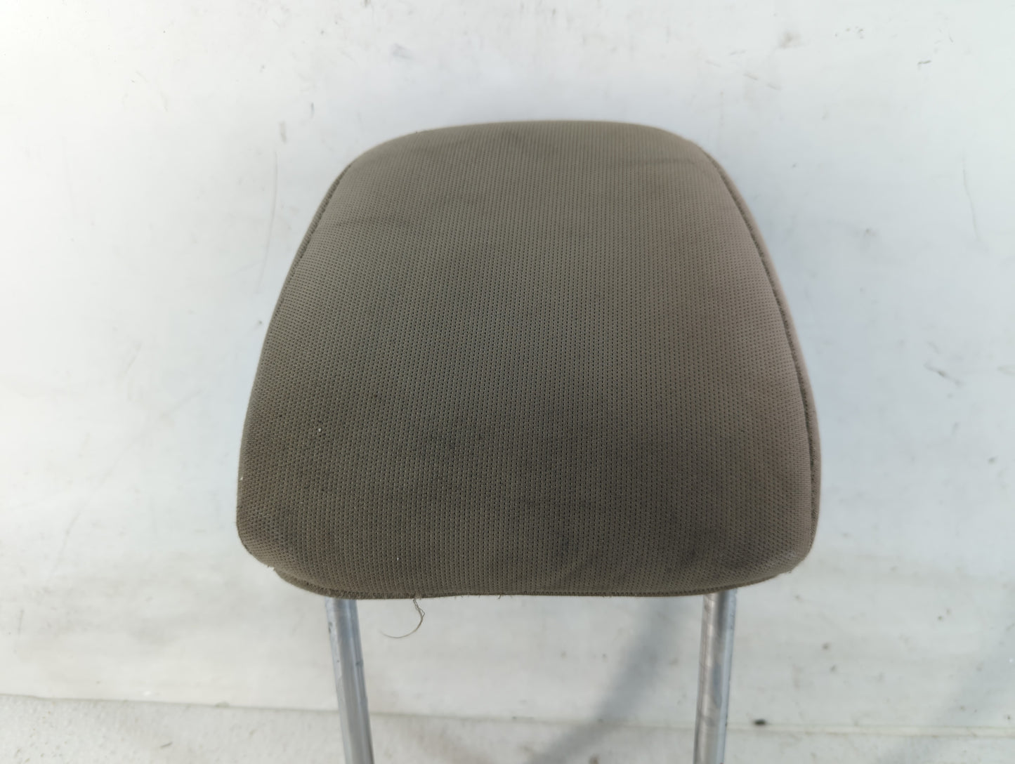 2008-2010 Ford Focus Headrest Head Rest Front Driver Passenger Seat Fits Fits 2008 2009 2010 OEM Used Auto Parts - Oemusedau