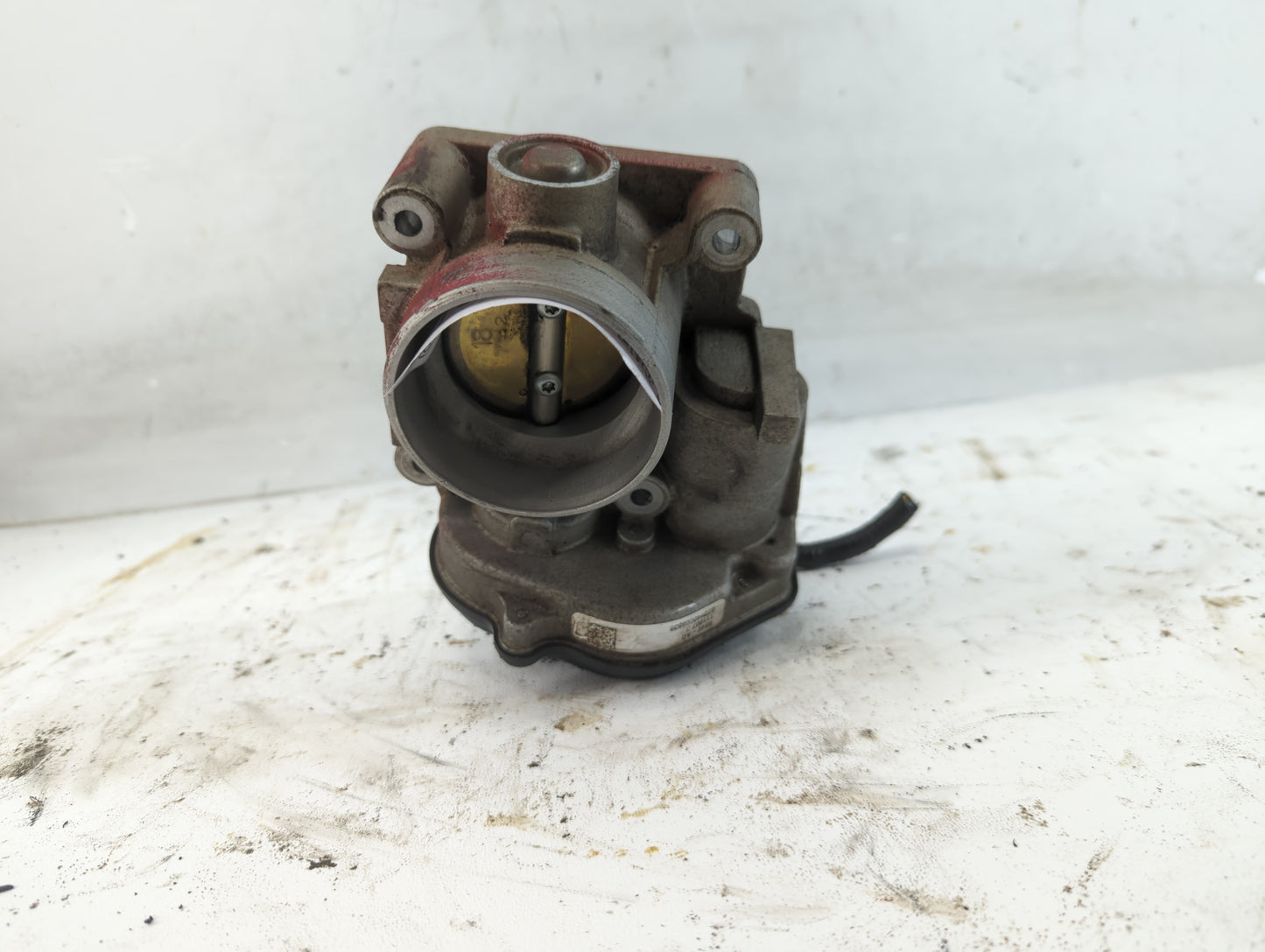 2008-2011 Ford Focus Throttle Body P/N:07314000653B 111007 3, 8S4E-AD Fits Fits 2008 2009 2010 2011 2012 2013 OEM Used Auto 