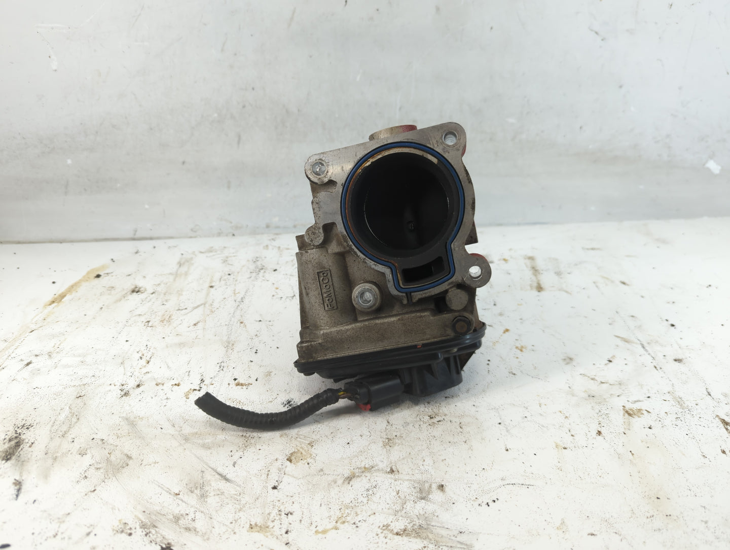 2008-2011 Ford Focus Throttle Body P/N:07314000653B 111007 3, 8S4E-AD Fits Fits 2008 2009 2010 2011 2012 2013 OEM Used Auto 