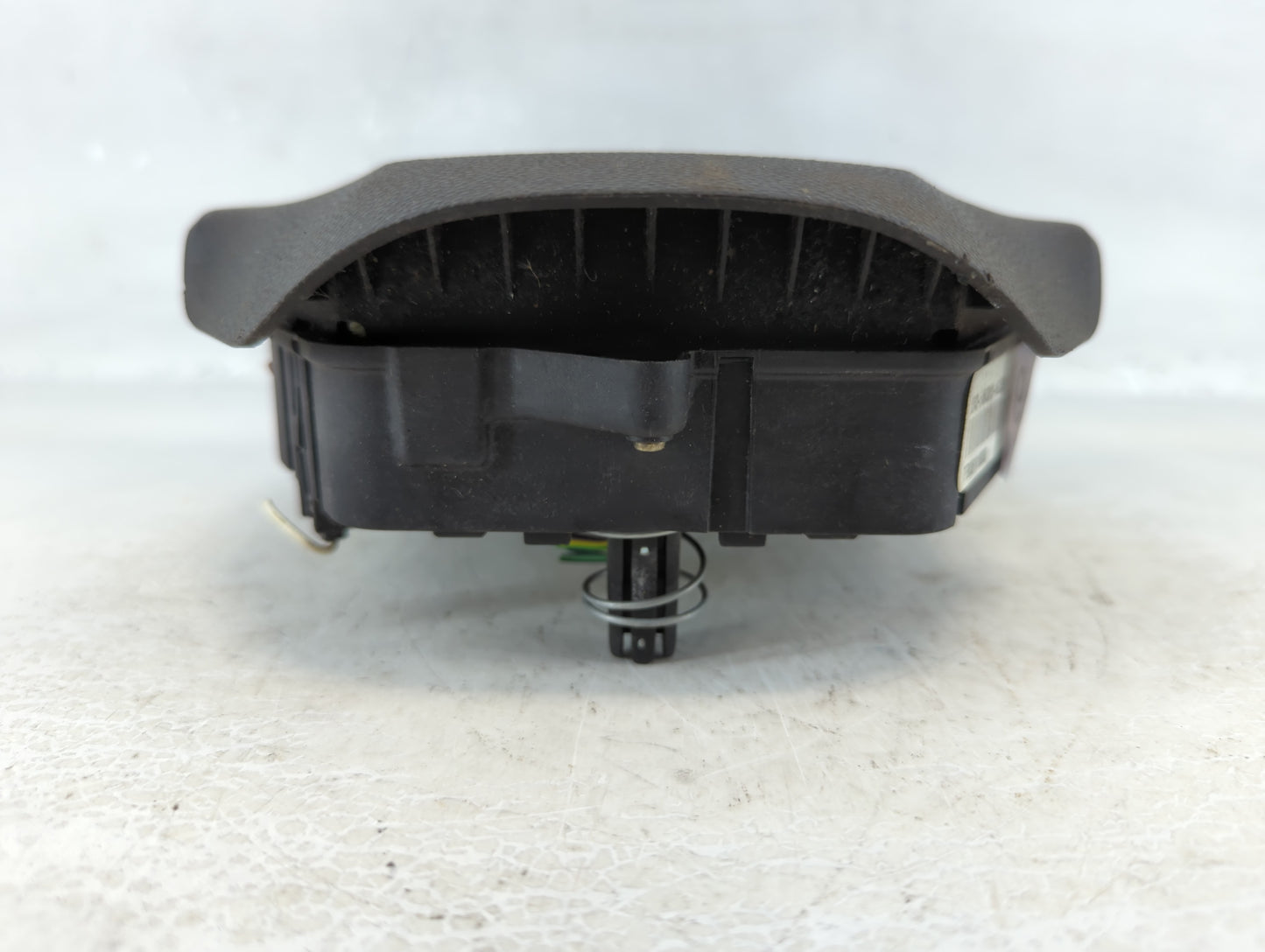 2008-2011 Ford Focus Air Bag Driver Left Steering Wheel Mounted P/N:8S43-54043B13 Fits Fits 2008 2009 2010 2011 OEM Used Aut