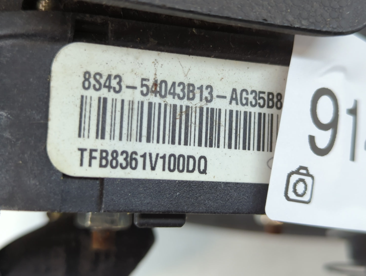 2008-2011 Ford Focus Air Bag Driver Left Steering Wheel Mounted P/N:8S43-54043B13 Fits Fits 2008 2009 2010 2011 OEM Used Aut