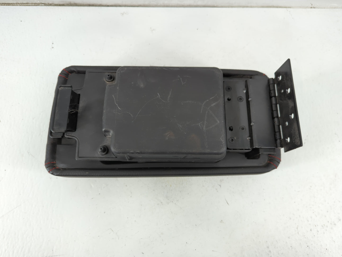 2008-2009 Ford Fusion Center Console Armrest Cover Lid P/N:6L53 54045C74-AA Fits Fits 2008 2009 OEM Used Auto Parts - Oemuse