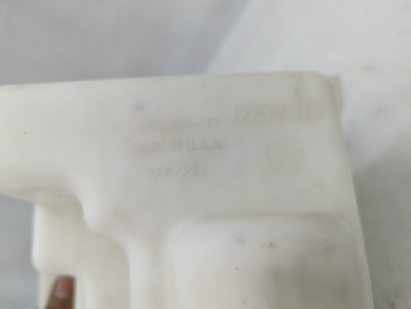 2006-2012 Ford Fusion Windshield Washer Fluid Reservoir Bottle Oem - Oemusedautoparts1.com